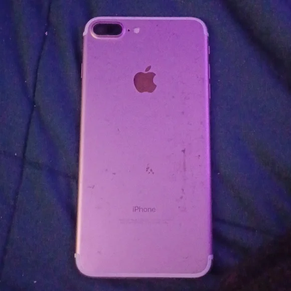 IPhone - Picture 2 of 2